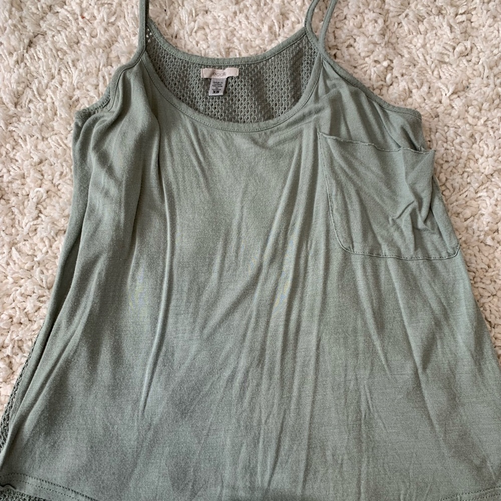 green mesh tank